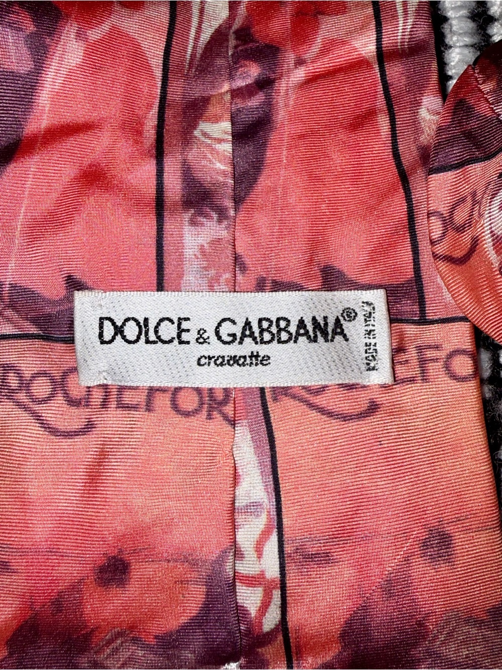 Dolce & Gabbana 90s Pin Up / Peek a boo Graphic Silk Tie - Picture 11 of 13